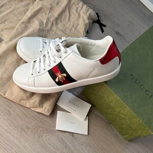 MINT- Gucci Women's White Sneakers with Red Accents